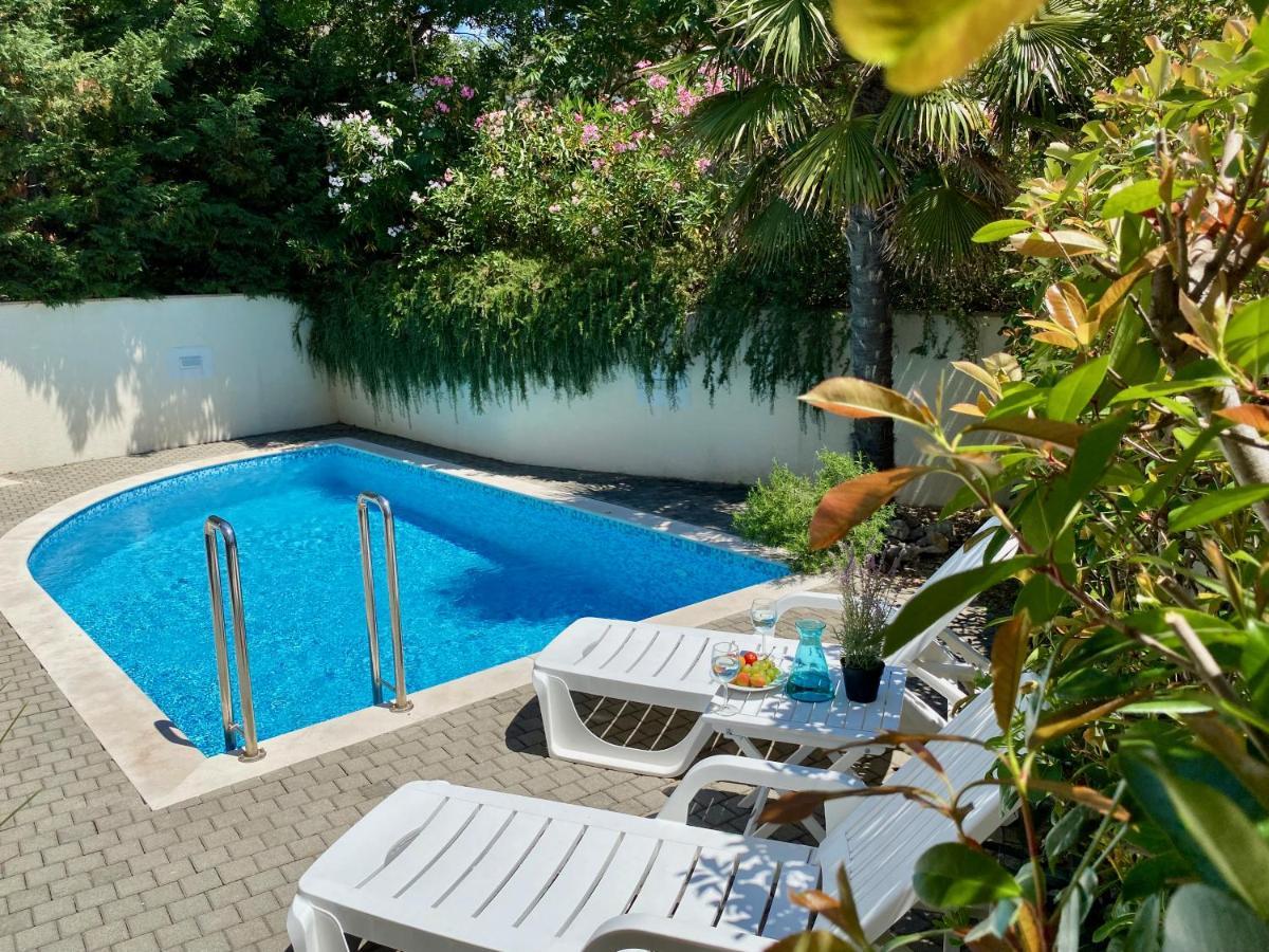 שילו Private Pool And Mediterranean Garden Apt Mia מראה חיצוני תמונה